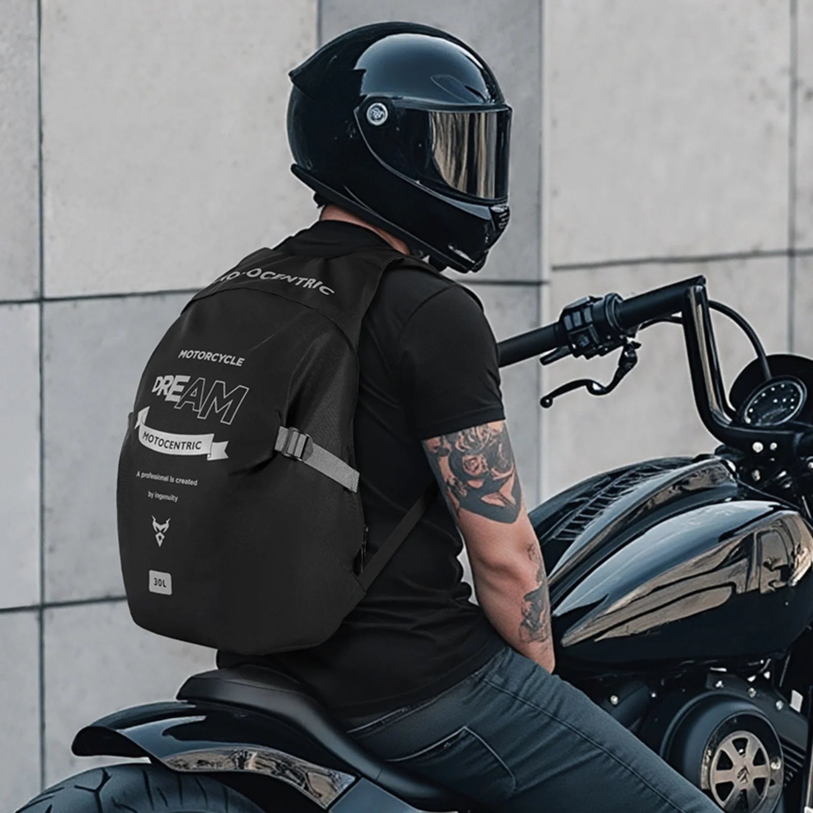 MOTOCENTRIC MC-0161 Motorcycle Helmet Backpack
