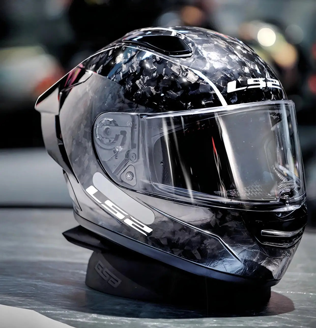 LS2 FF813 Forged Carbon Fiber Full-Face Helmet